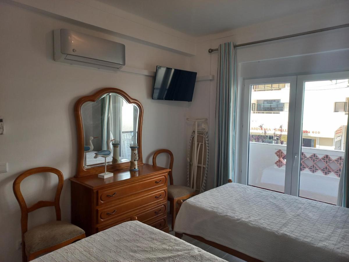 Regueiro Quarteira Beach Apartment Exterior photo