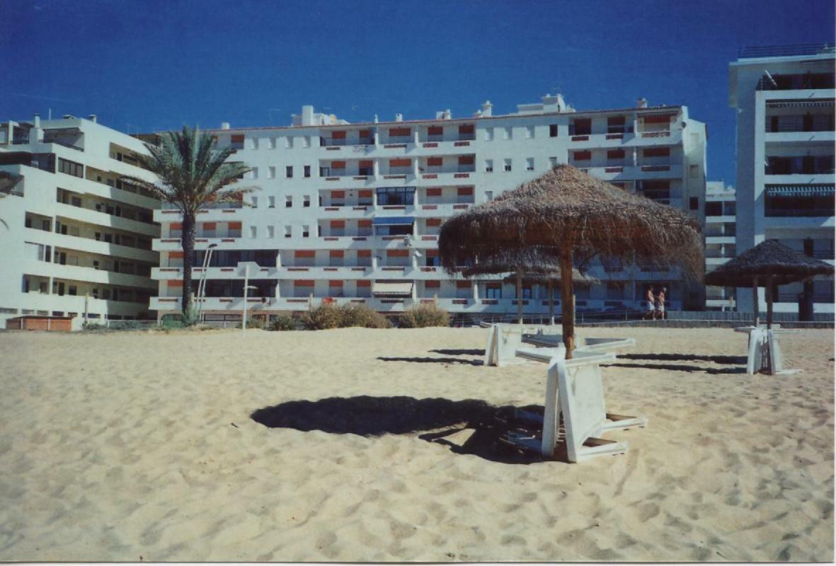 Regueiro Quarteira Beach Apartment Exterior photo